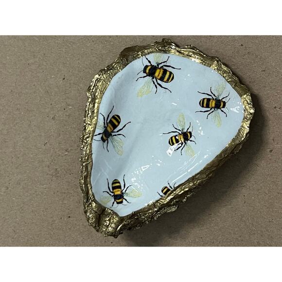 unknown Other - Decoupage Oyster Shell Ring Dish/Trinket Dish, Bee Design